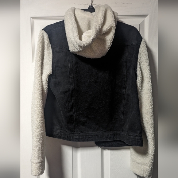 Black and White Sherpa Jean Jacket - Picture 2 of 5